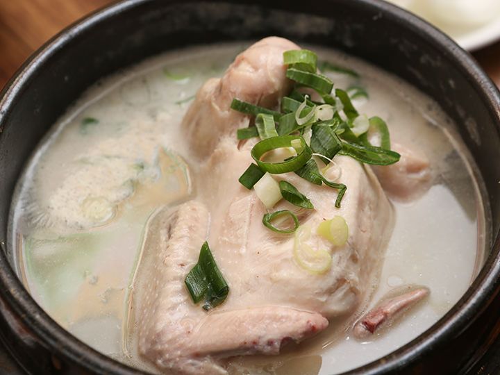 日本人でも行きやすい！韓国の有名ご飯屋さん「百年土種参鶏湯（ペンニョントジョンサムゲタン）」