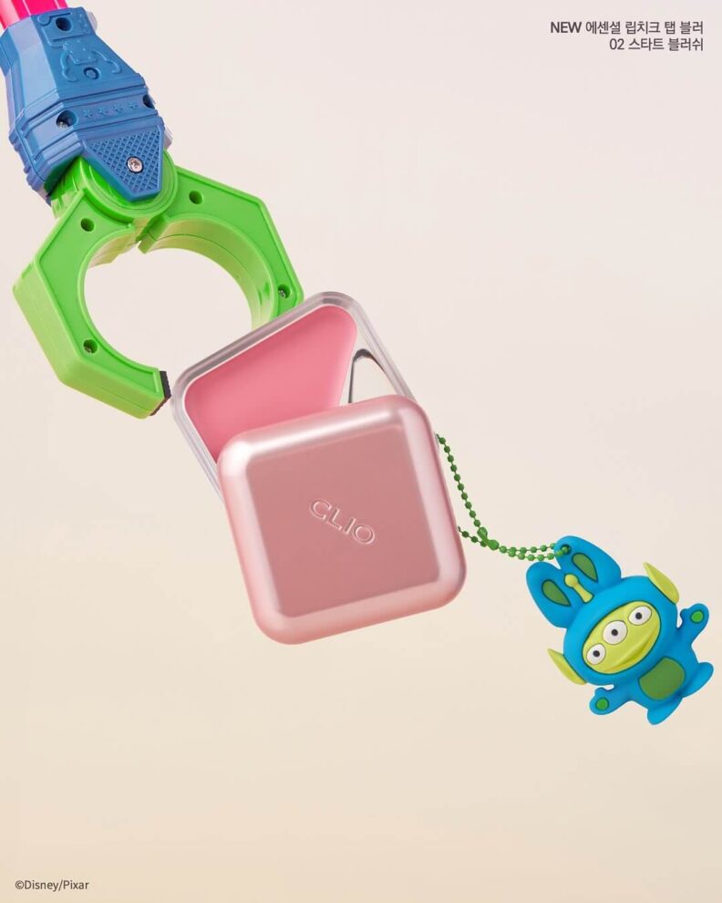 Essential Lip & Cheek Tap Blur