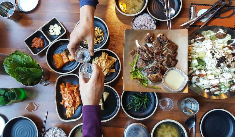 「食べる」は韓国語でなんと言う?