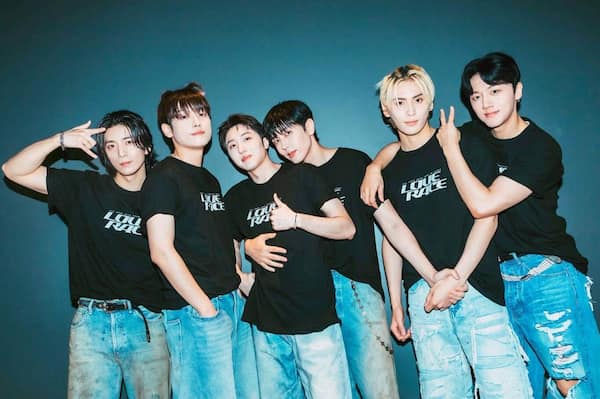 SF9