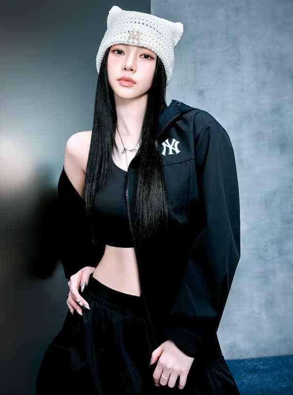 ゴープコア メガロゴ 2L カーブ ウィンドブレーカー