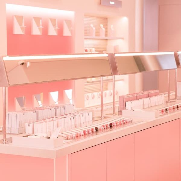 Seongsu-Flagship-store2-01-