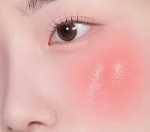 AOU 08 Sunny Cheek